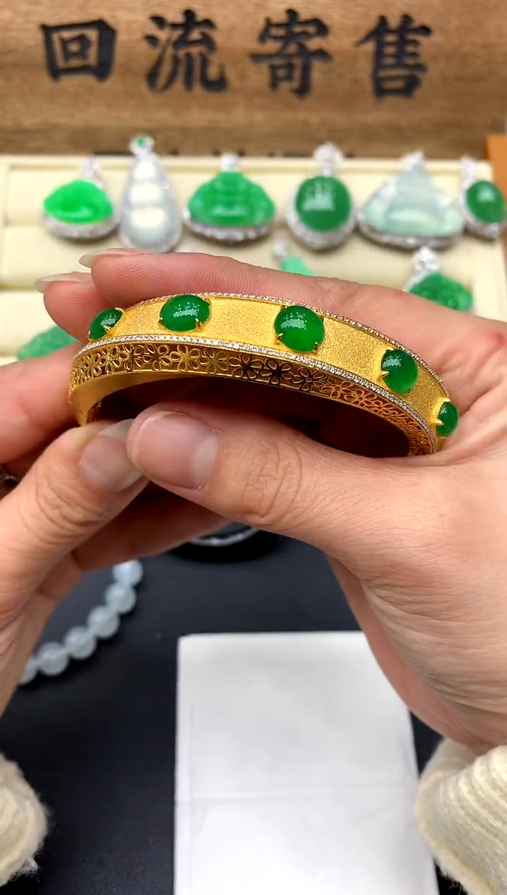 【闪购商品】翡翠手镯18K金镶嵌401-分单20000-总价68200