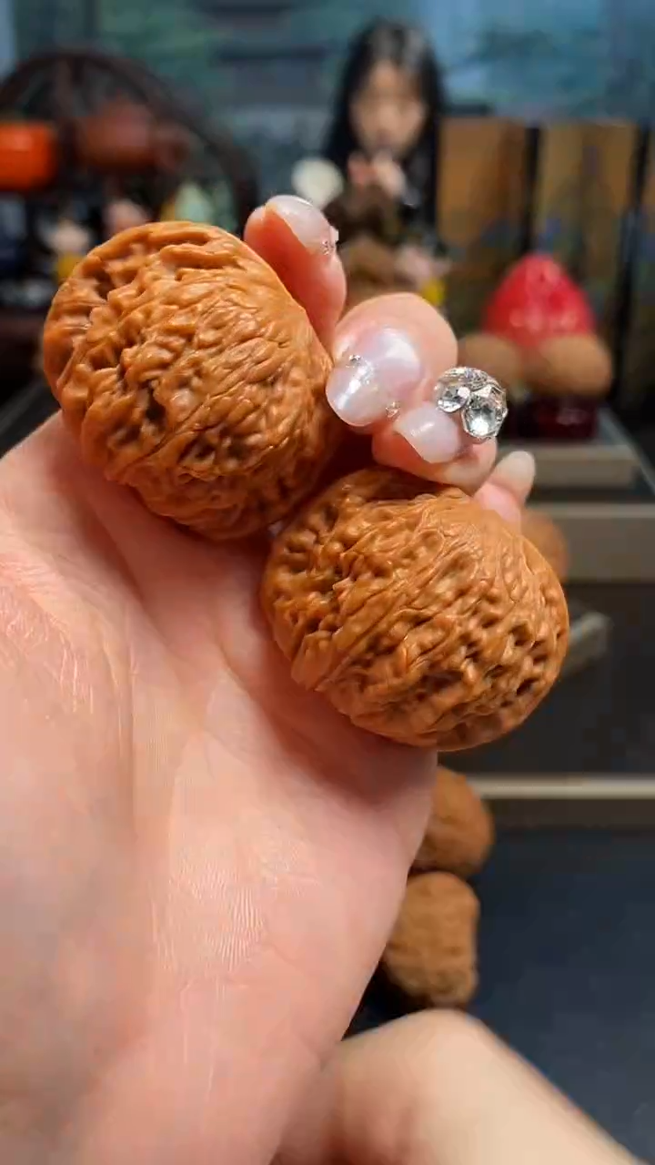 【闪购商品】文玩核桃吊坠H415磨盘40