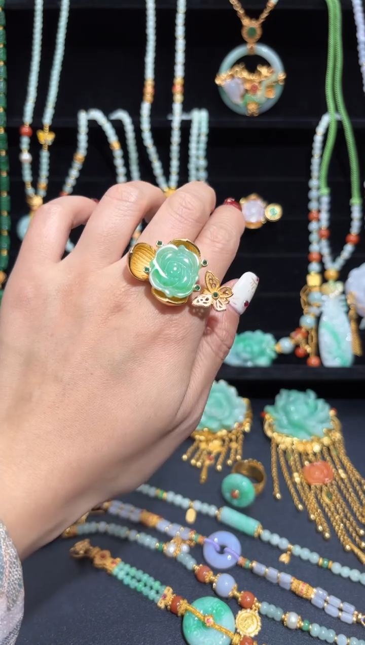 【闪购商品】翡翠颈饰银S925镶嵌花/支持复检/一件