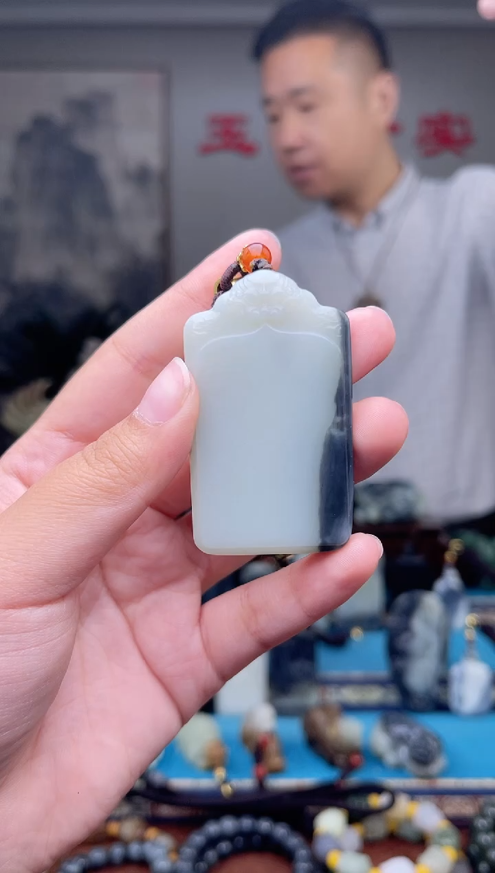 未镶嵌和田玉挂件1