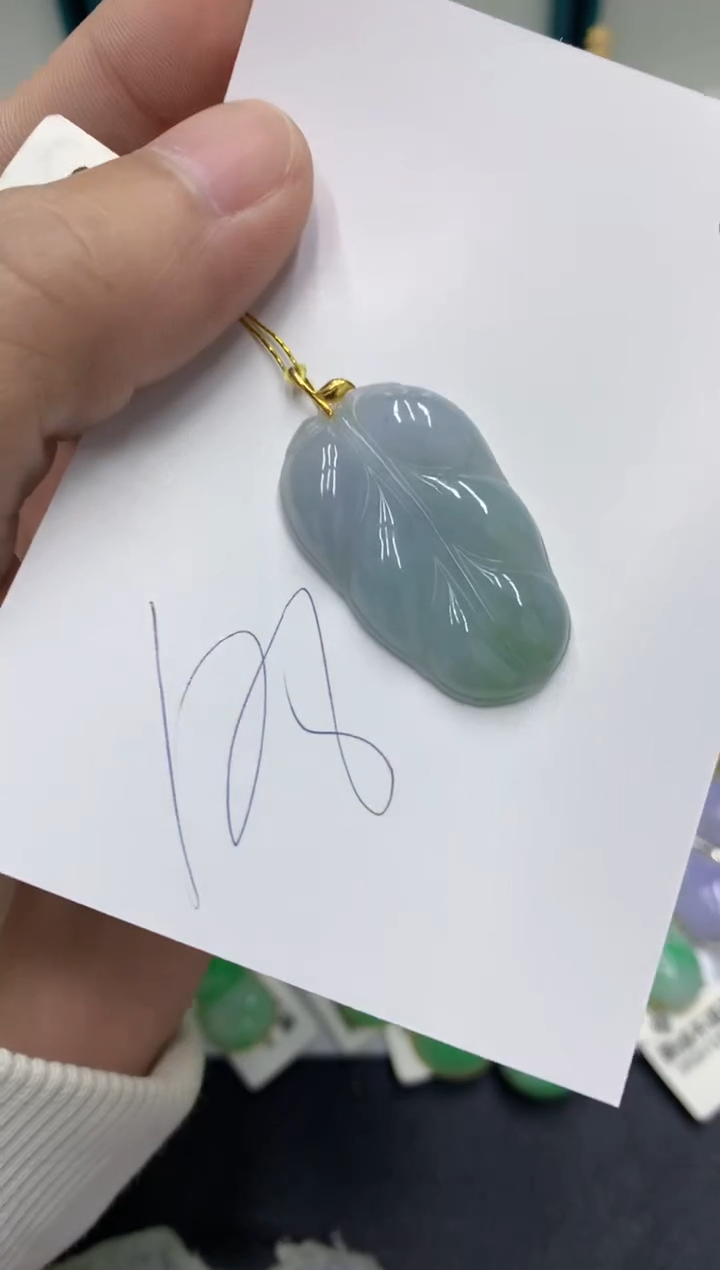 【闪购商品】翡翠颈饰18K金镶嵌翡翠