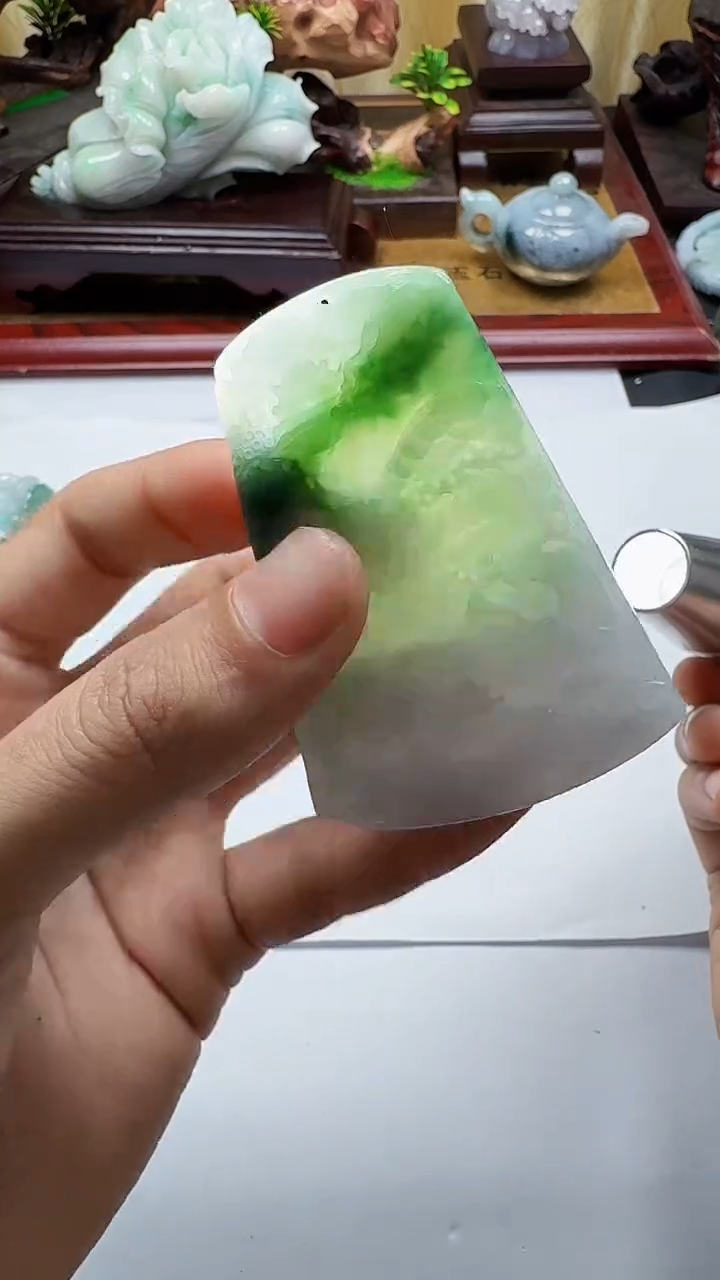 吊坠(不含链)未镶嵌翡翠1