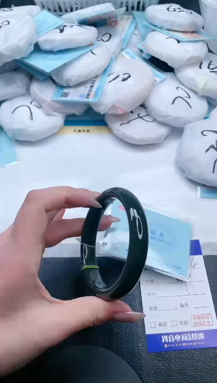 【闪购商品】和田玉手镯未镶嵌21V374-62