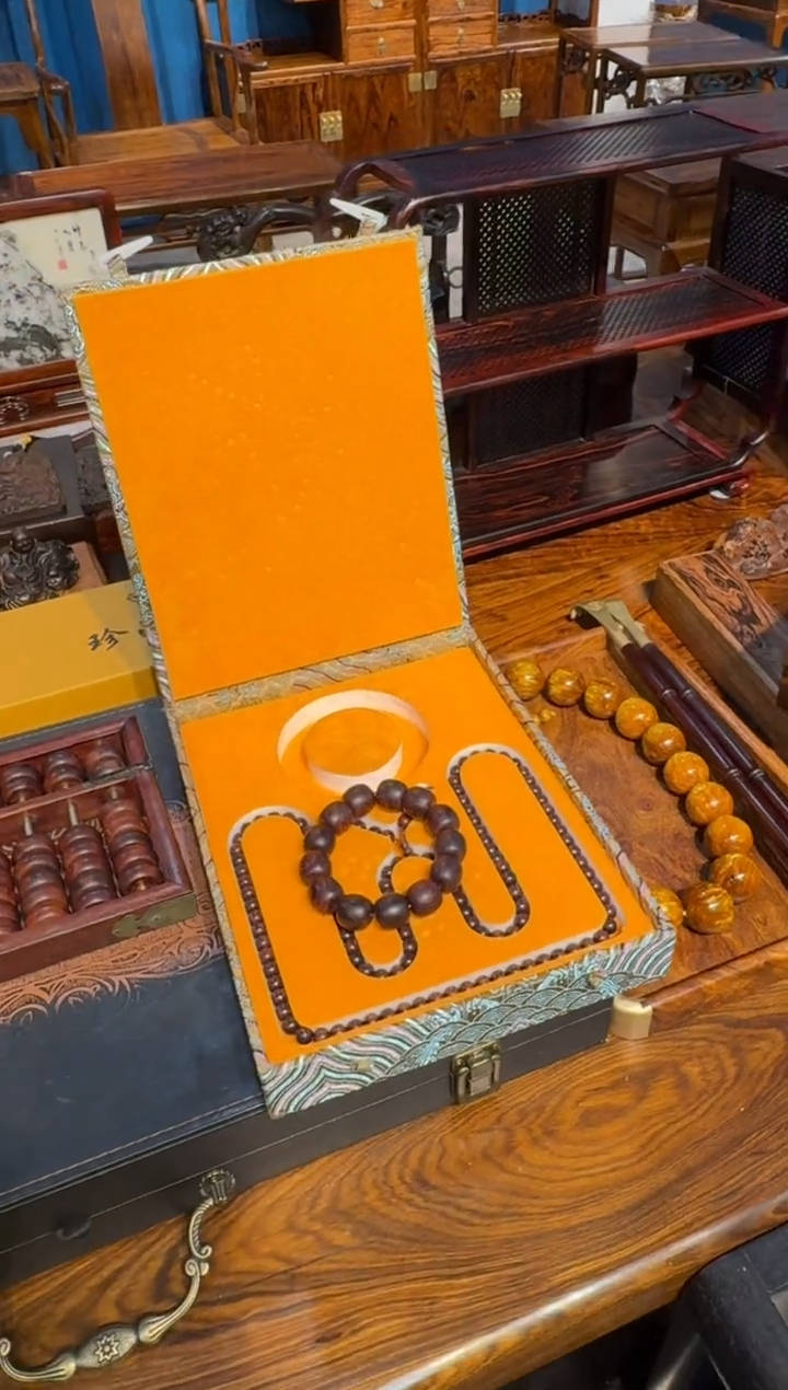 【闪购商品】木紫游梨 两件套00000000000