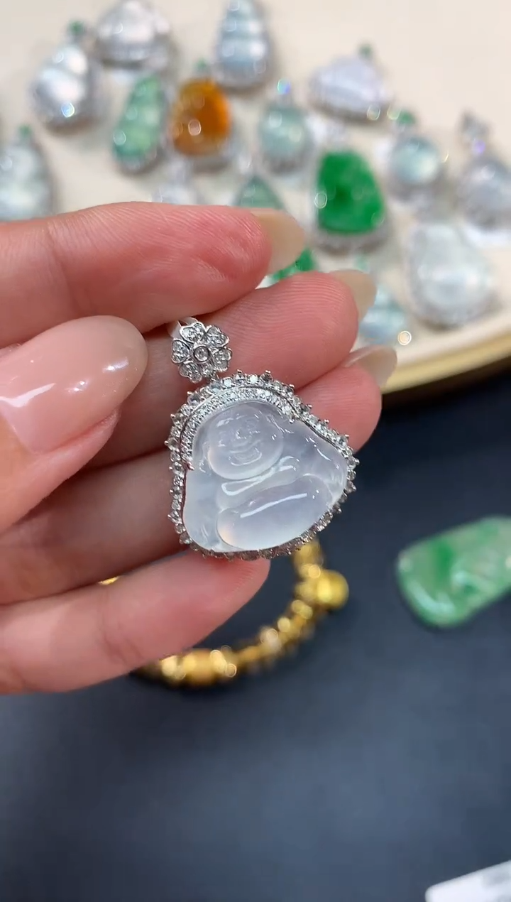【闪购商品】翡翠吊坠(不含链)18K金镶嵌吊坠A381|13800