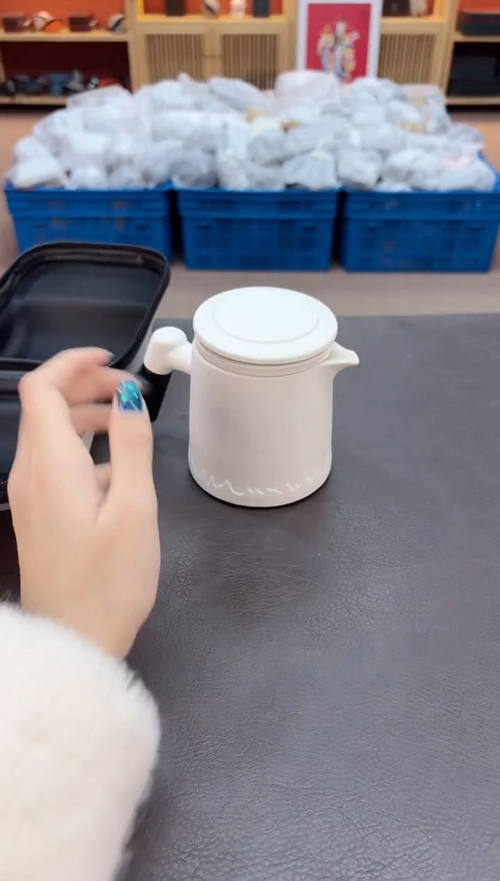 【闪购商品】摆件瓷SC1111111111111