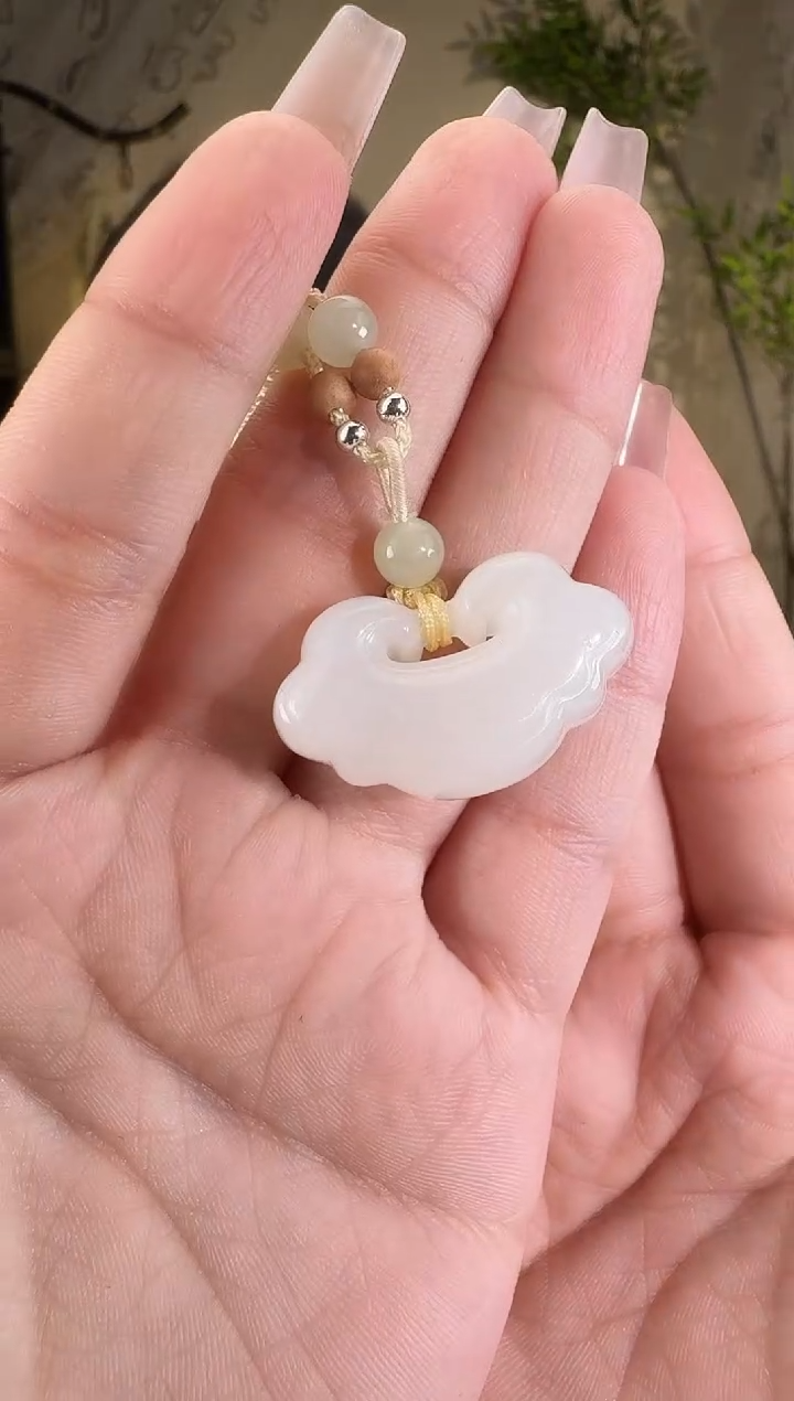 【闪购商品】和田玉未镶嵌颈饰平安锁