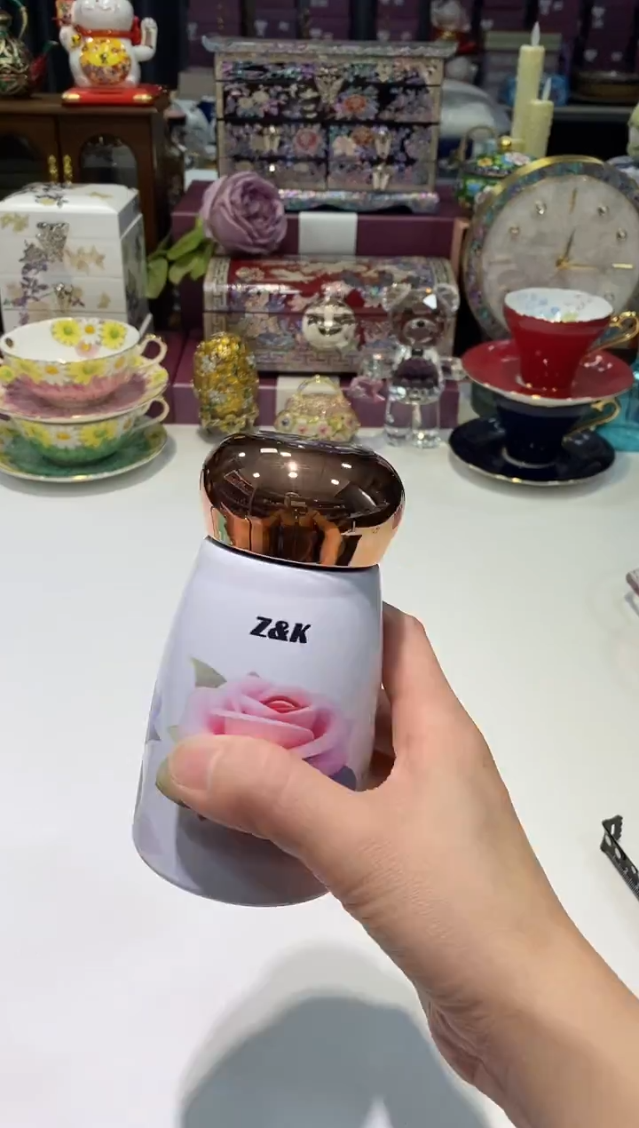 瓷片生活的本意就是开心@@1