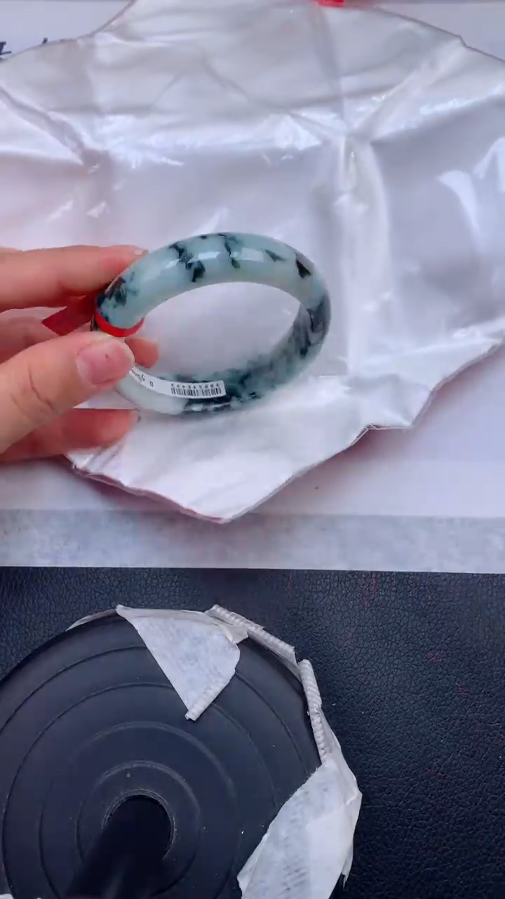【闪购商品】翡翠手镯未镶嵌天然缅甸A货翡翠手镯