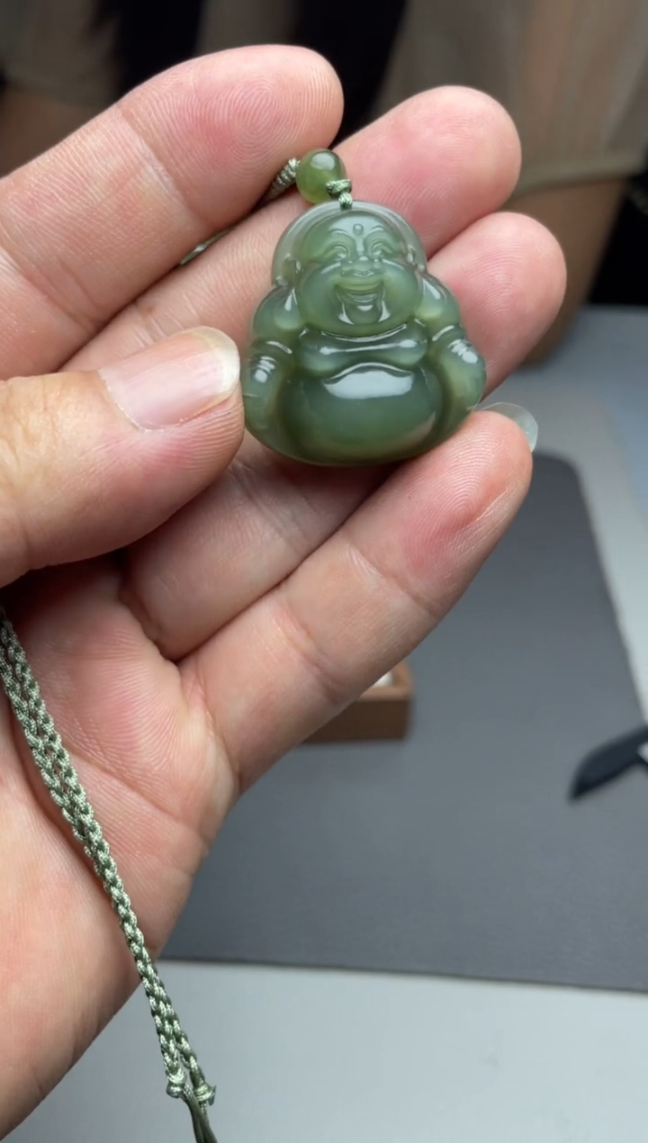 和田玉未镶嵌颈饰1