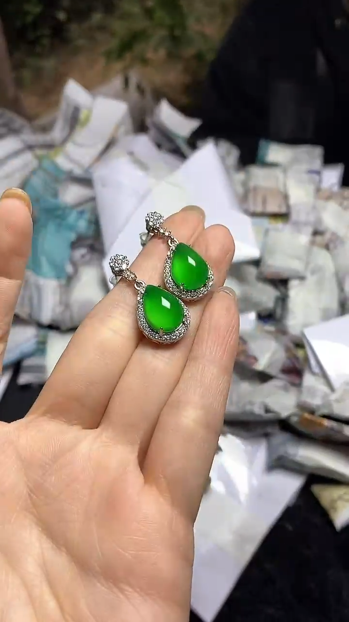 满色吊坠 所见即所得！！