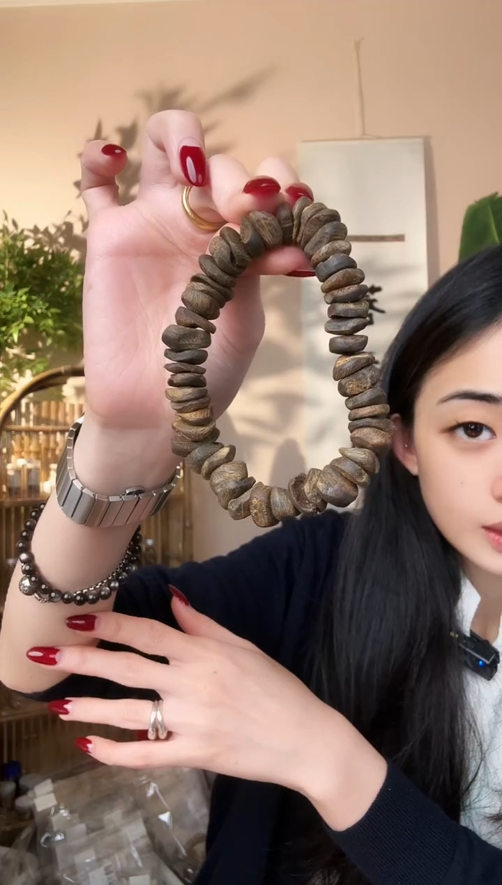 【闪购商品】沉香手串沉水牛肉干单圈随型多样性发其一16g