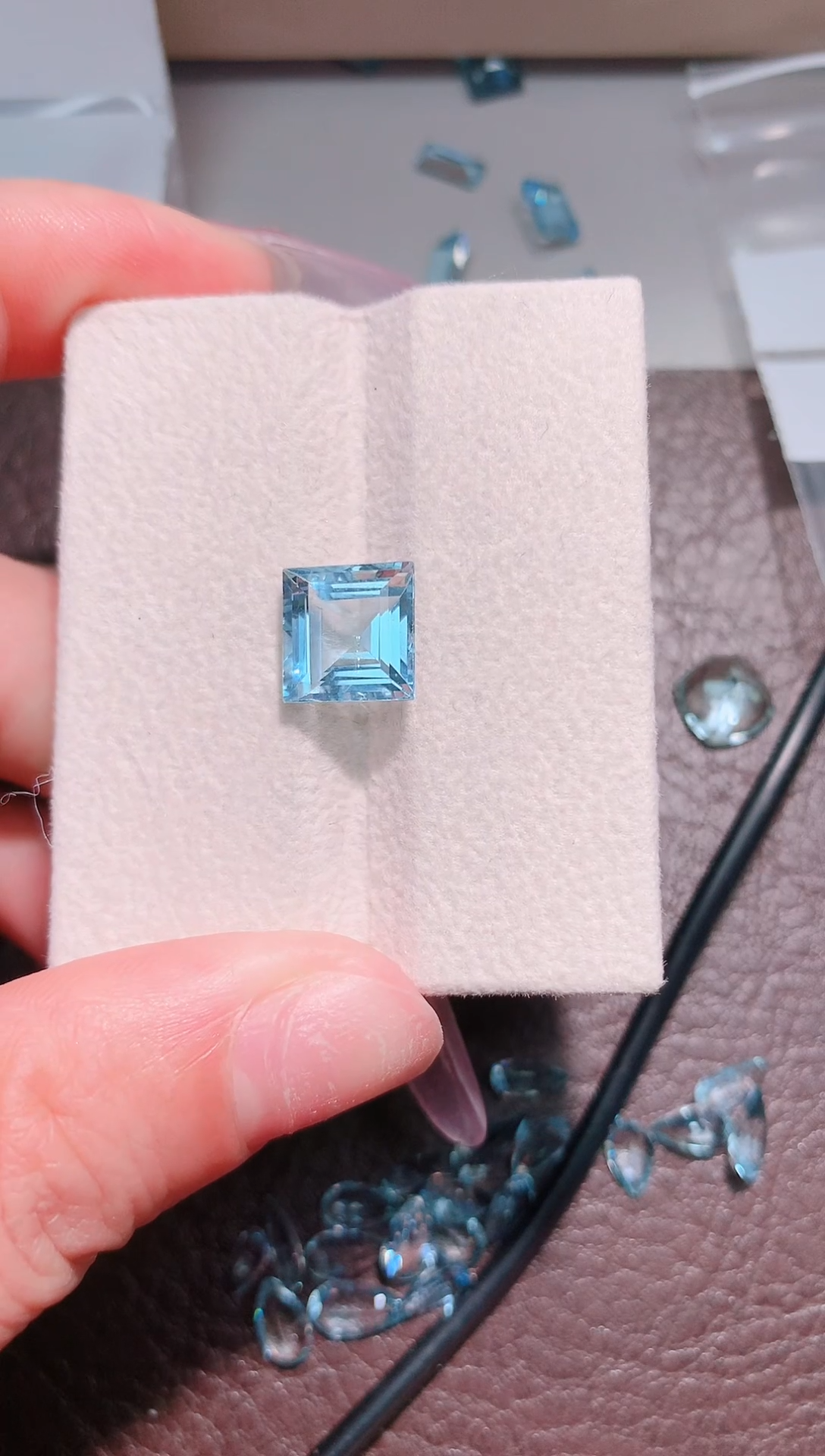 裸石海蓝宝石公主切4.72ct