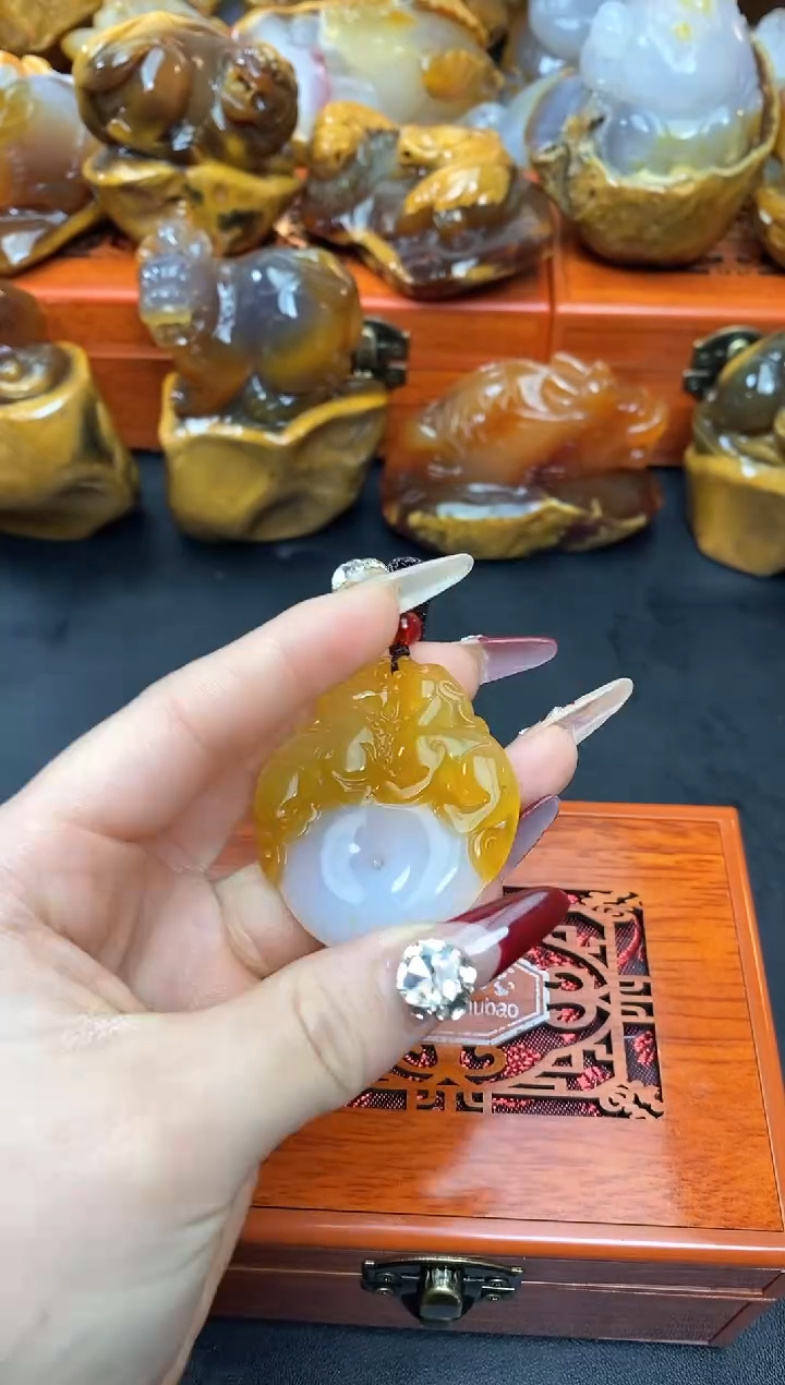 【闪购商品】玛瑙/玉髓珠宝奇石未镶嵌0