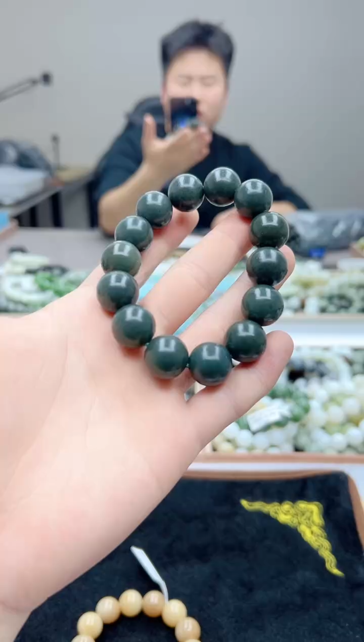 【闪购商品】和田玉手串未镶嵌16新疆且末圆珠