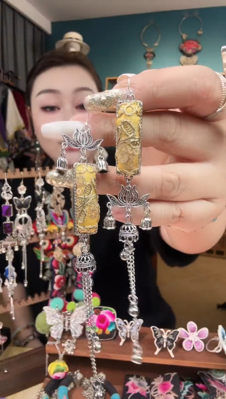 刺绣纯手工民族风刺绣耳环