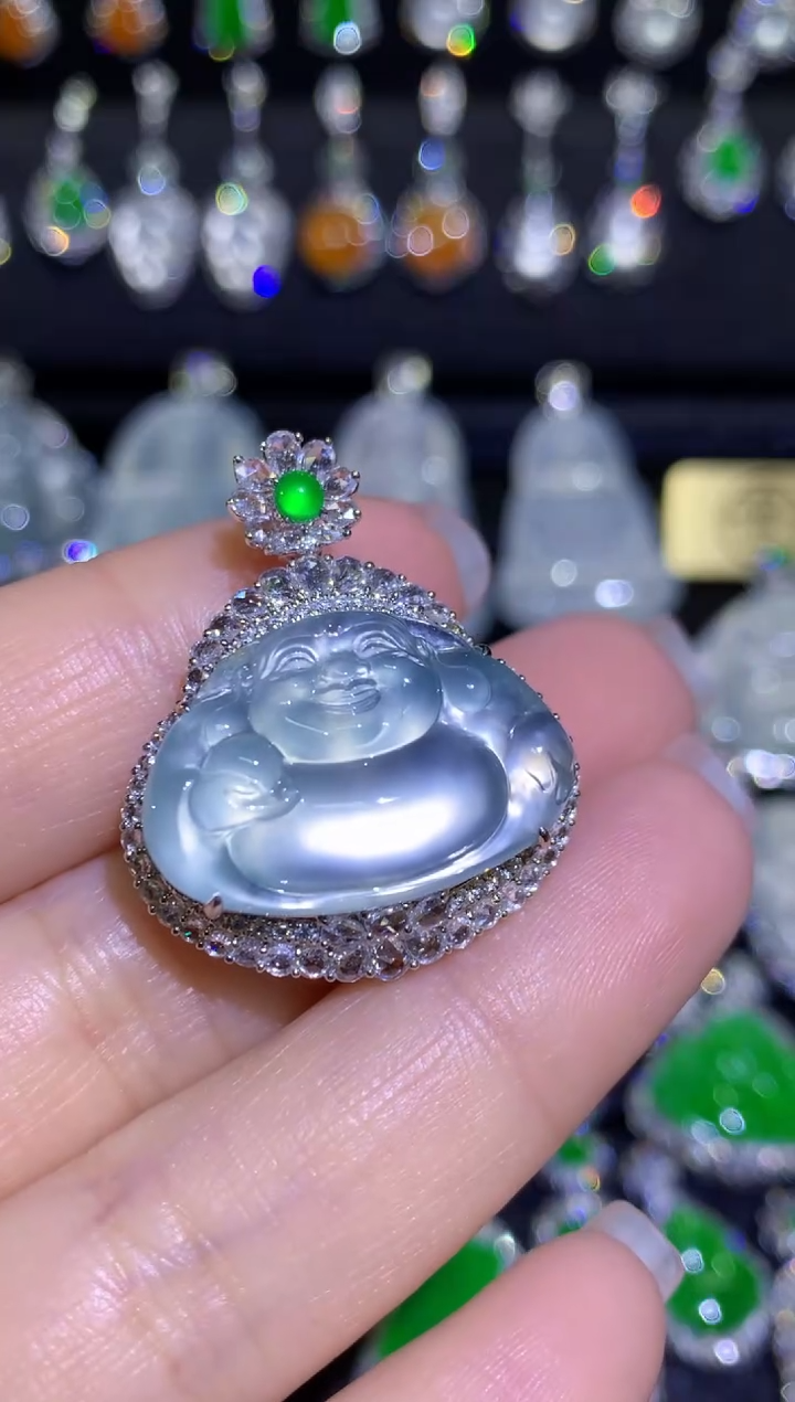 【闪购商品】翡翠颈饰18K金镶嵌玻璃种起钢光弥勒佛一刀切