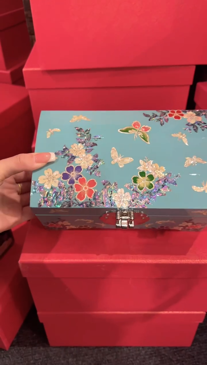【闪购商品】微瑕不退换鱼锁满贝·弘贝雅螺钿漆器文化馆