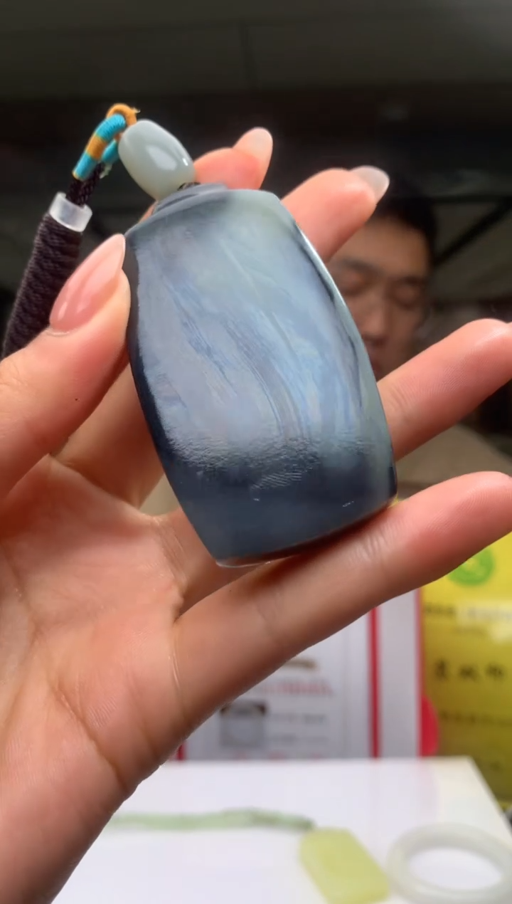 【闪购商品】定制和田玉Boss阳天然和田玉（拍一发一）