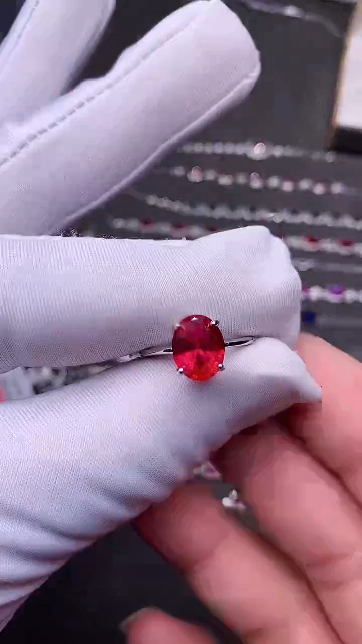 【闪购商品】红宝石戒指银S925镶嵌........