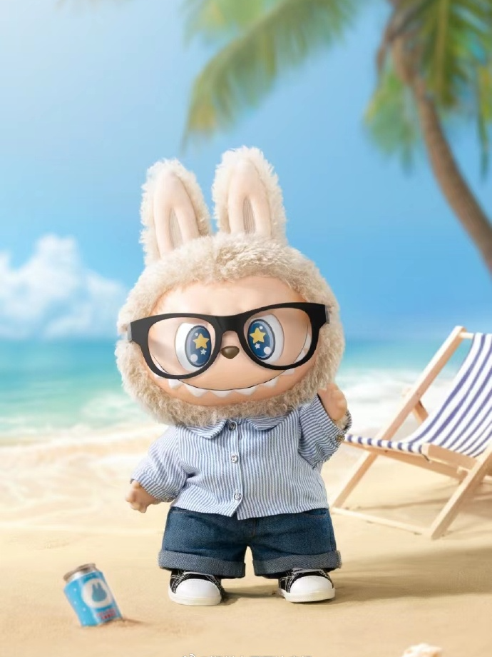 FLIP WITH ME 大夏日搪胶公仔