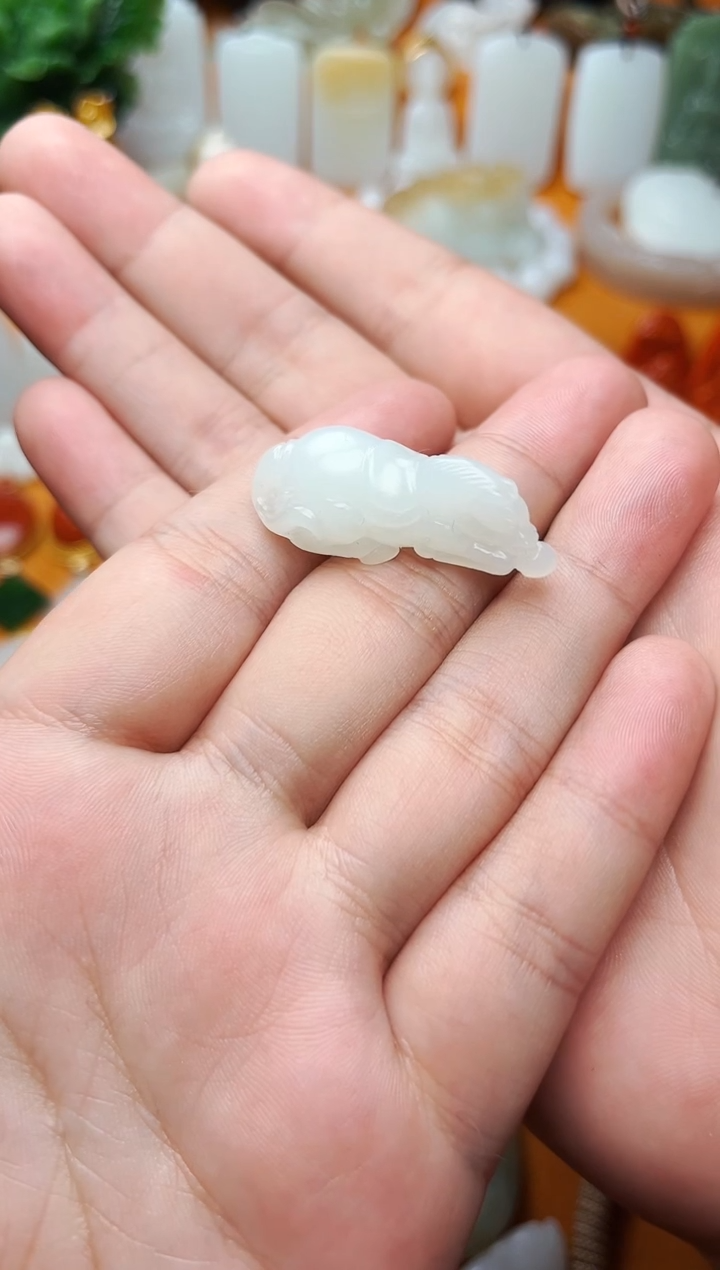 【闪购商品】和田玉颈饰未镶嵌马