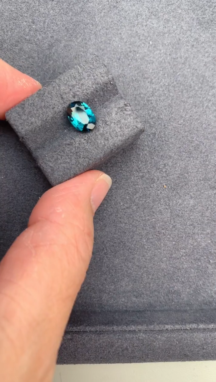 【闪购商品】碧玺裸石未镶嵌1.3ct蓝碧玺