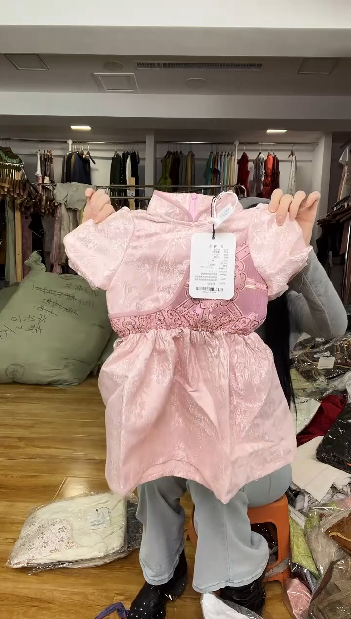 儿童       连衣裙      100码