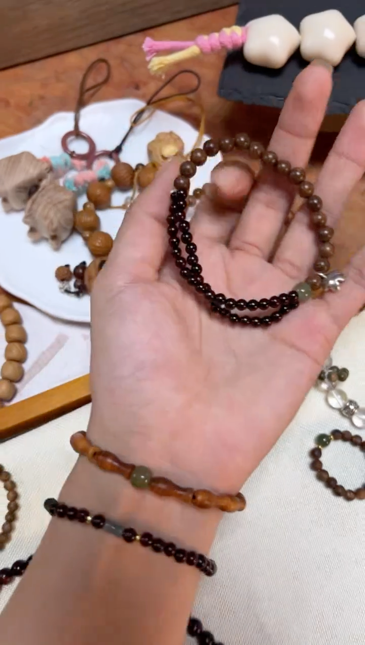 非洲檀香无事牌金丝檀+小叶紫檀单圈