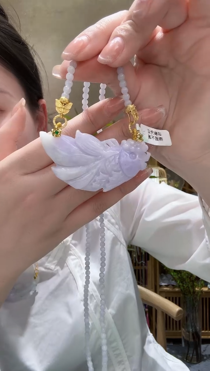 翡翠未镶嵌颈饰吊坠