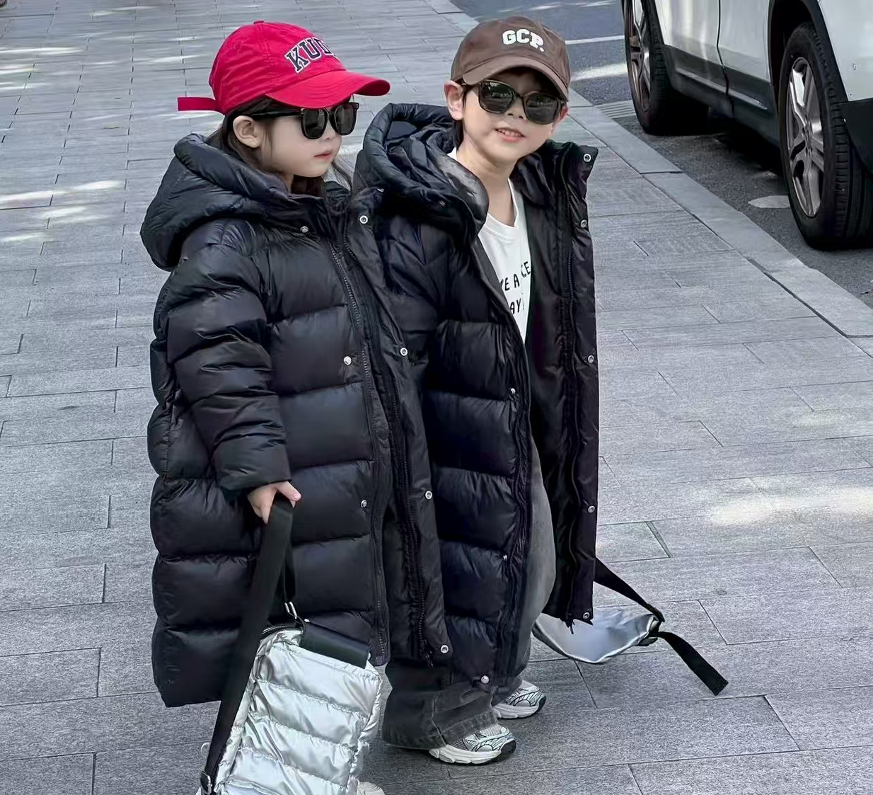 休闲韩版童装外套女男中长款羽绒服拉链连帽