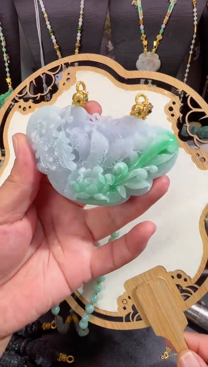 【闪购商品】翡翠颈饰未镶嵌拍照