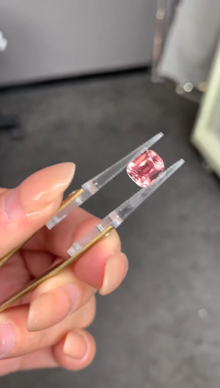 【闪购商品】碧玺裸石未镶嵌3.3ct粉碧玺