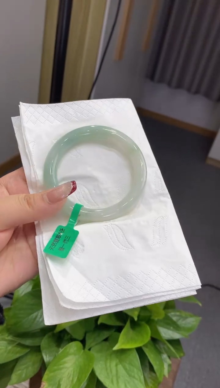 【闪购商品】翡翠手镯未镶嵌00005207