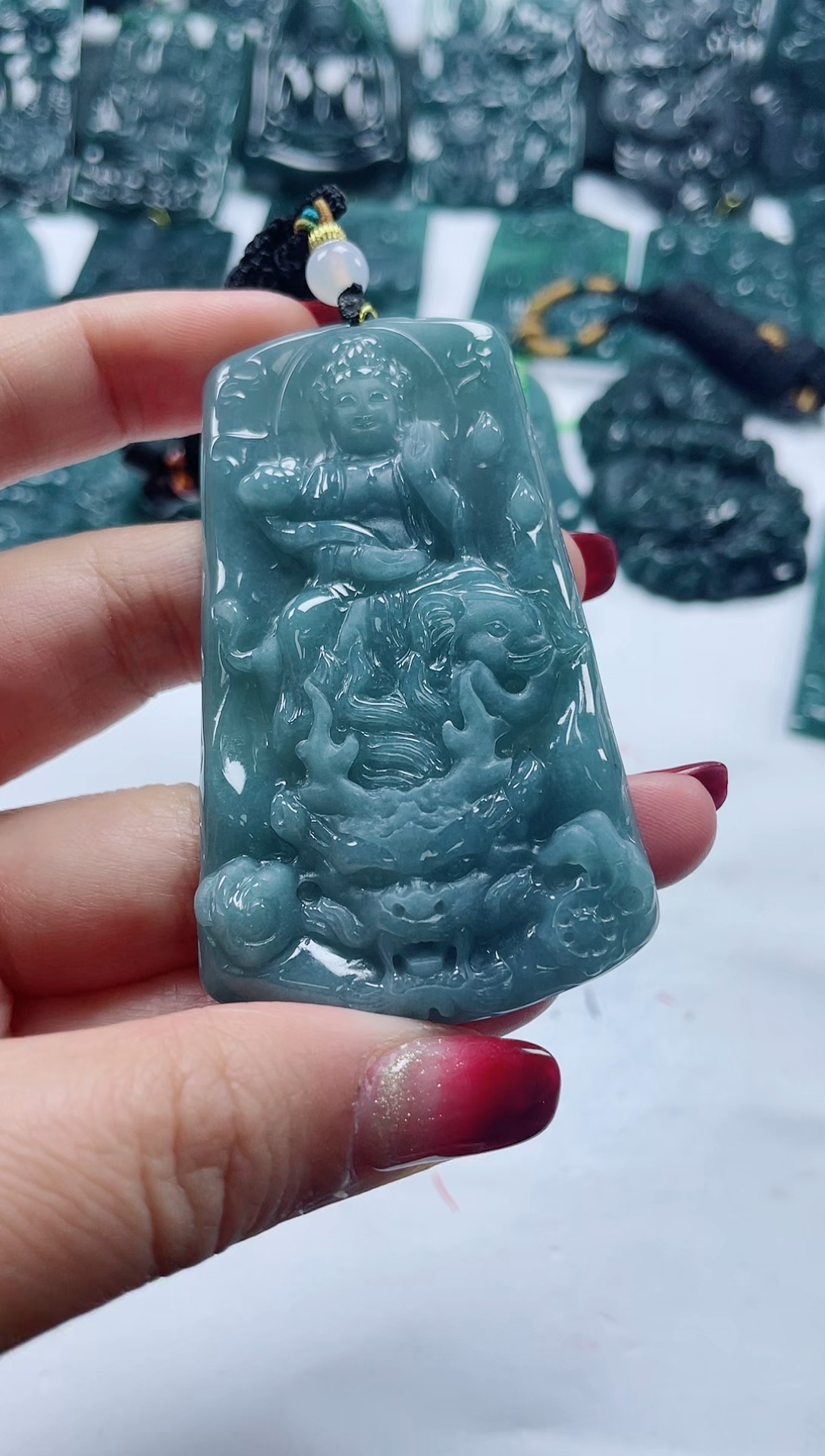 【闪购商品】翡翠颈饰未镶嵌           