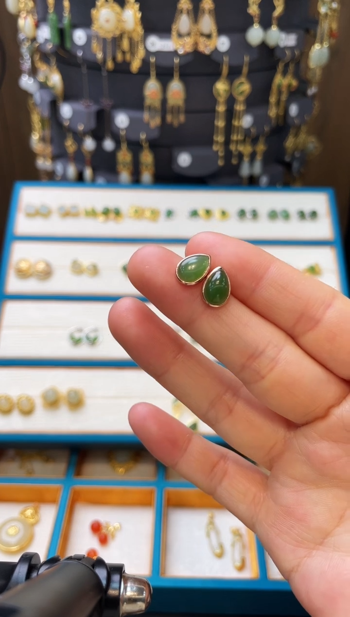 【闪购商品】和田玉耳钉银S925镀金镶嵌耳钉