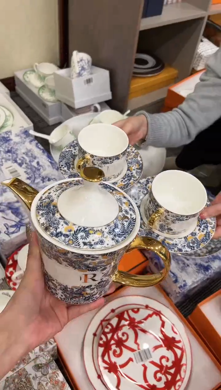 【闪购商品】杯H873--------------