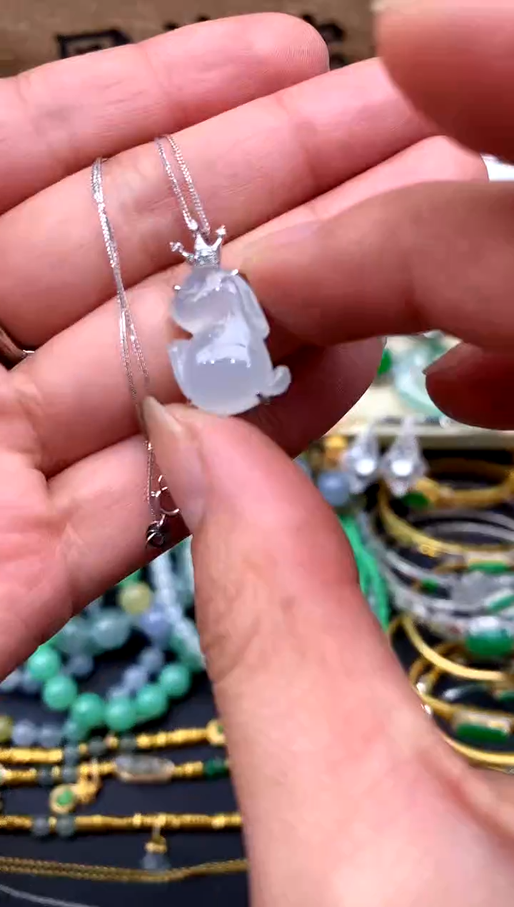 【闪购商品】翡翠颈饰18K金镶嵌76-中国好珍宝