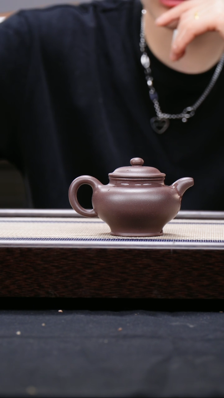 【闪购商品】紫砂茶壶四号井低槽青 裰支壶 