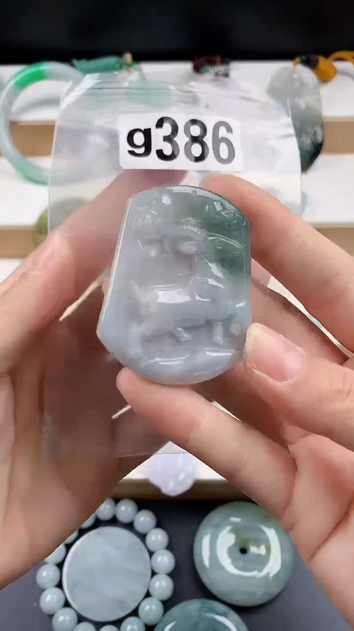 颈饰未镶嵌翡翠天然翡翠吊坠挂件