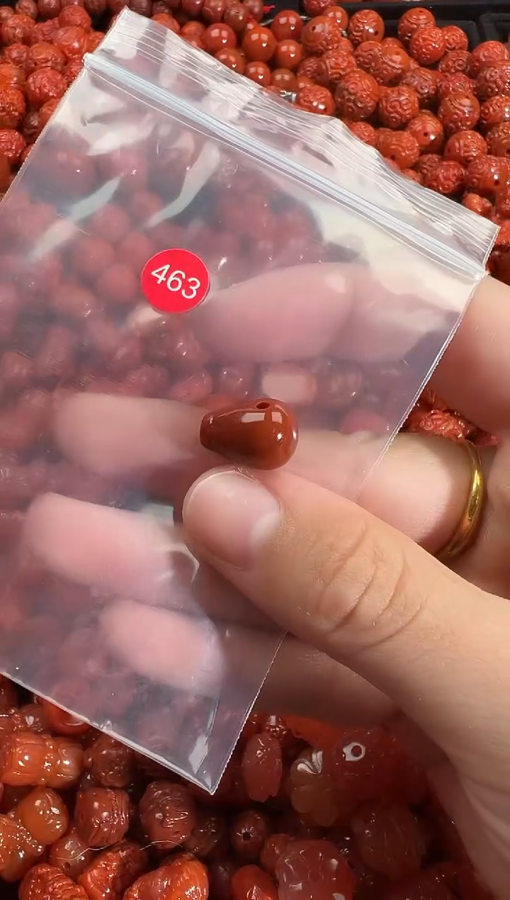 颈饰未镶嵌南红玛瑙1