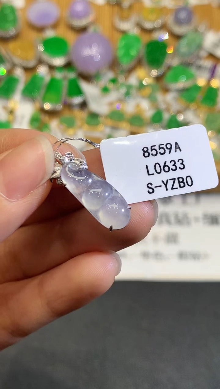 【闪购商品】翡翠吊坠(不含链)18K金镶嵌L0633