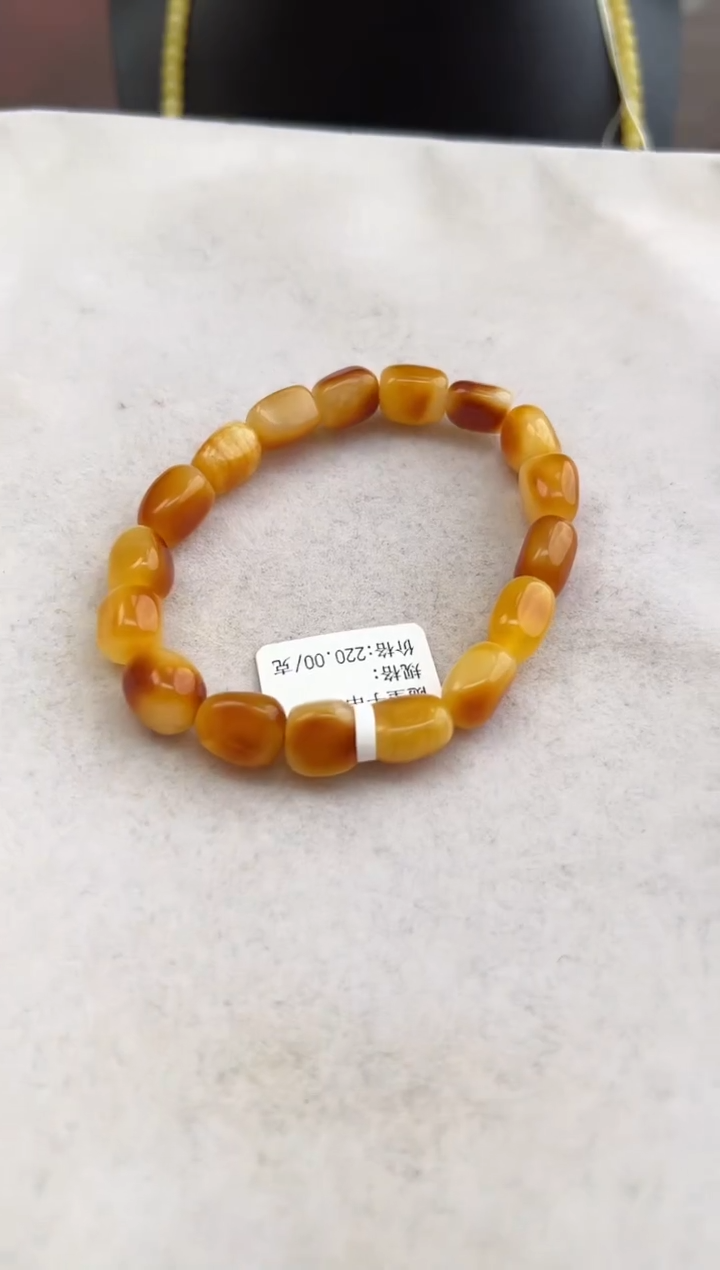 【闪购商品】琥珀裸石未镶嵌10207210-手串