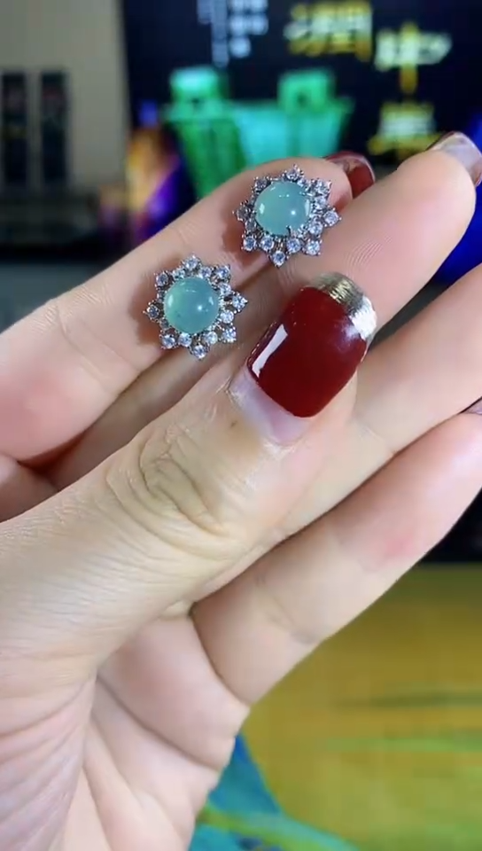 【闪购商品】翡翠颈饰银S925镶嵌耳钉0000027