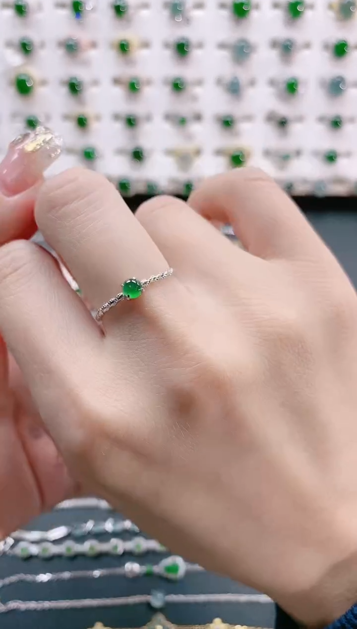 【闪购商品】翡翠戒指银S925镶嵌天然翡翠