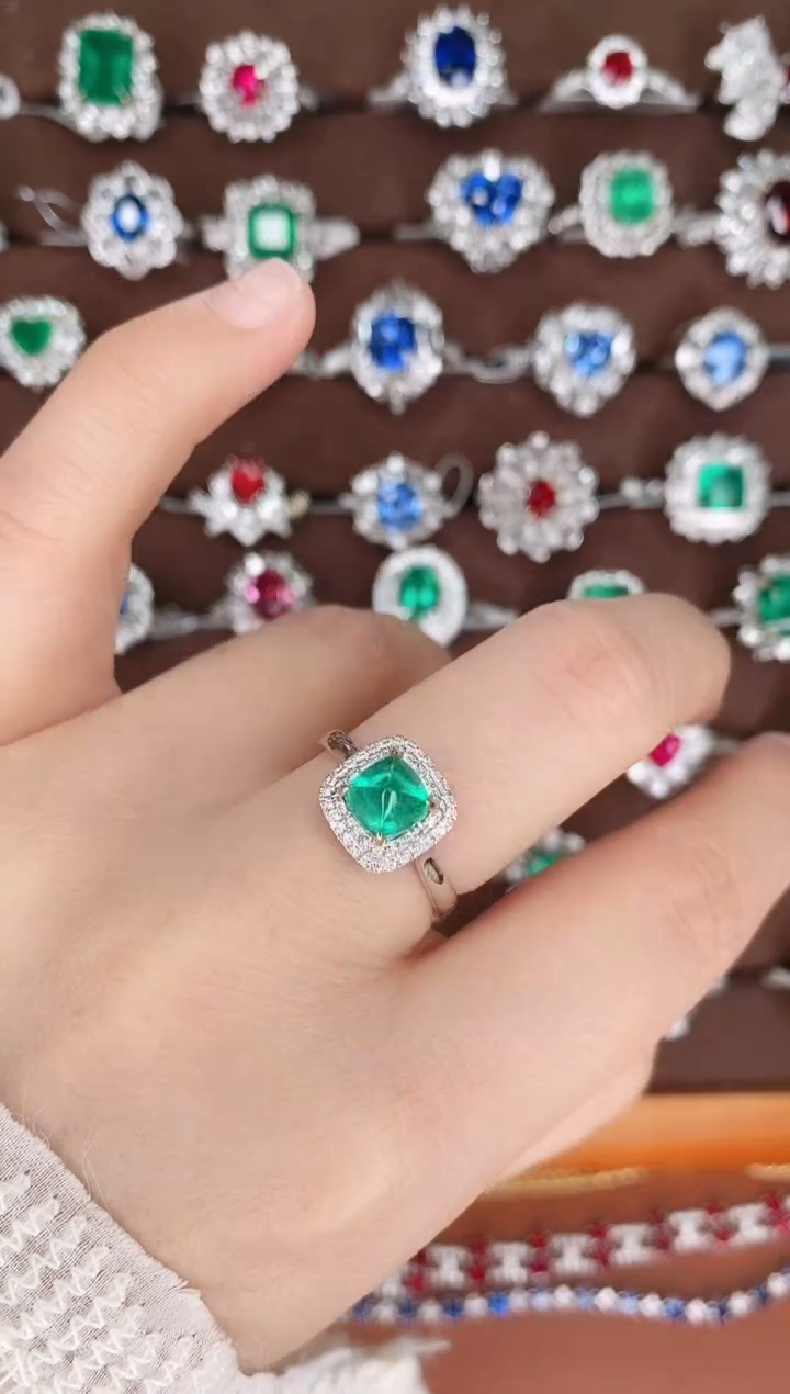 【闪购商品】祖母绿18K金戒指18K金镶嵌1.46克拉