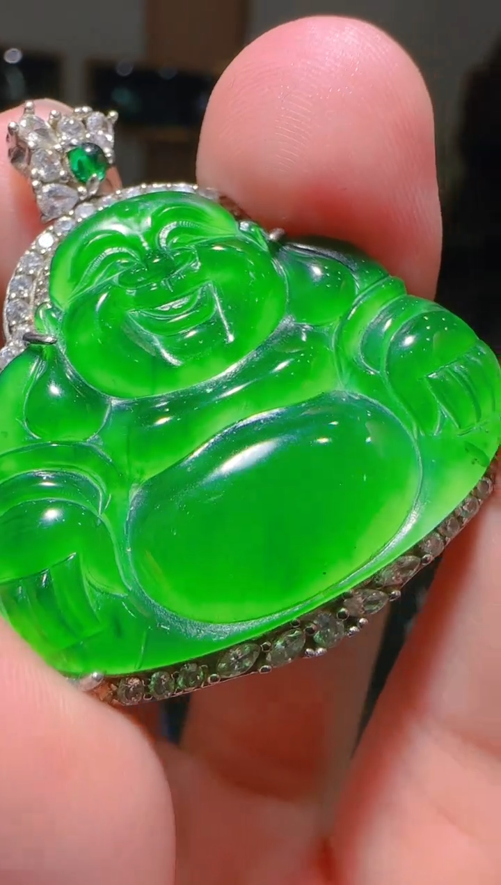 【闪购商品】翡翠吊坠(赠链)银S925镶嵌天然翡翠A货多样性发一件