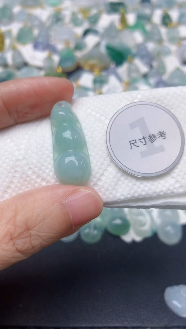 颈饰未镶嵌翡翠天然缅甸A货翡翠