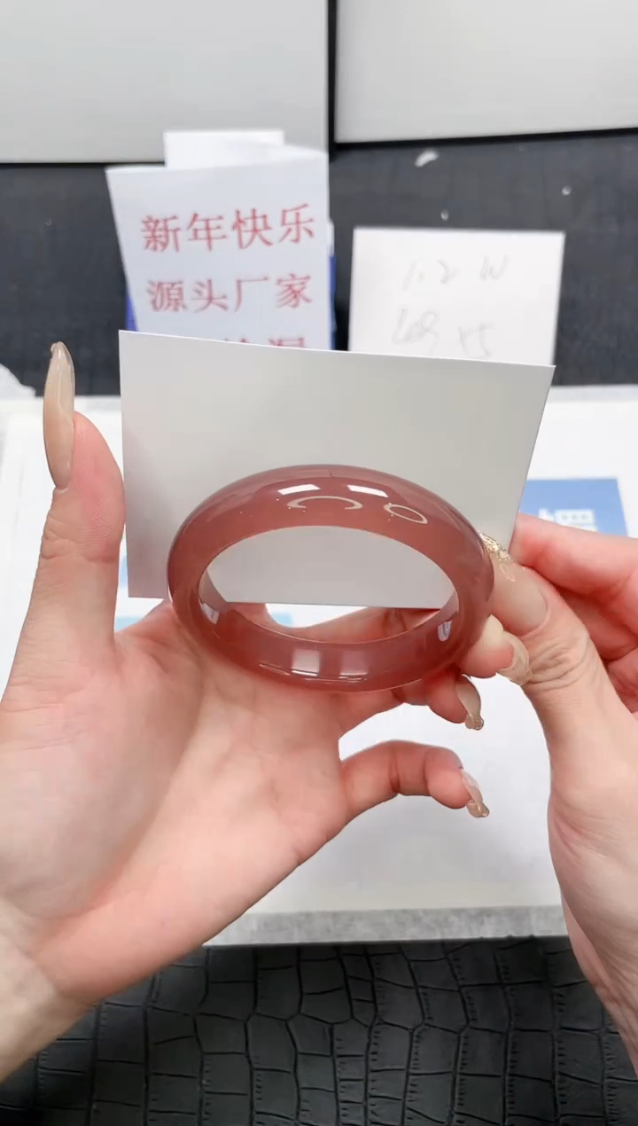 【闪购商品】石英质玉手镯未镶嵌N114-58