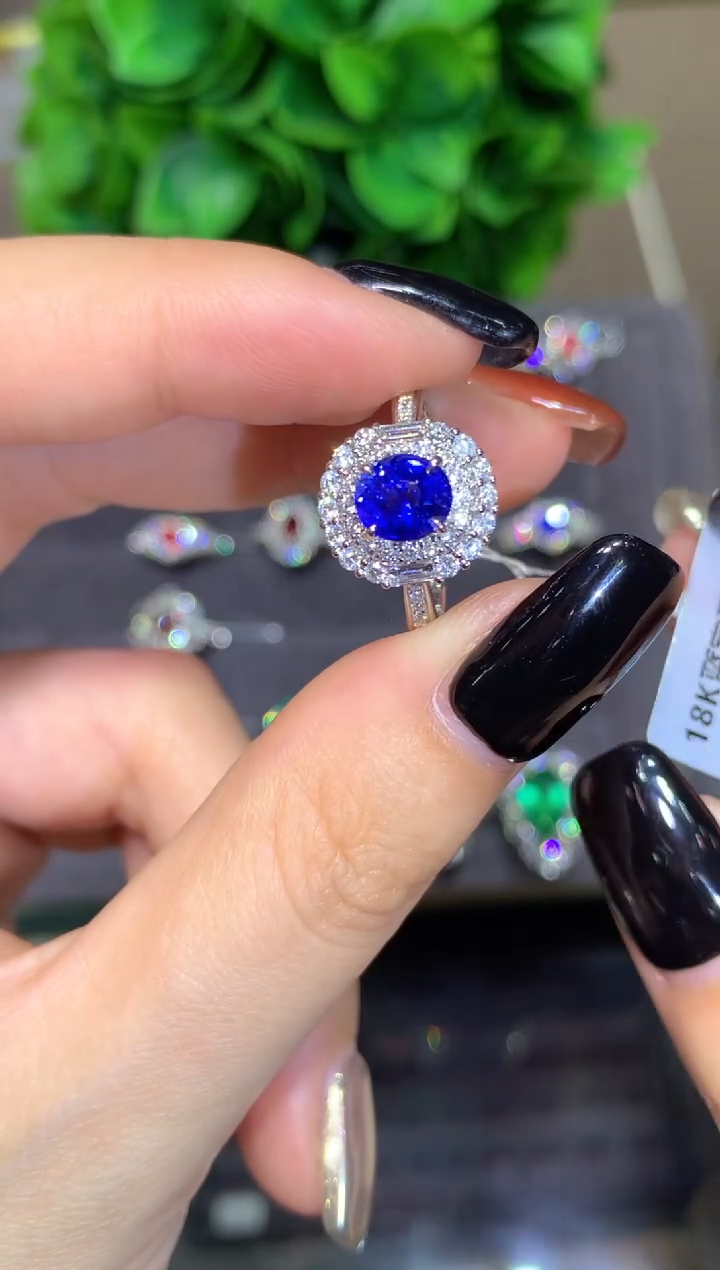 戒指蓝宝石18K金镶嵌1.18ct